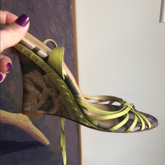 VALENTINO - Picture 6 of 8